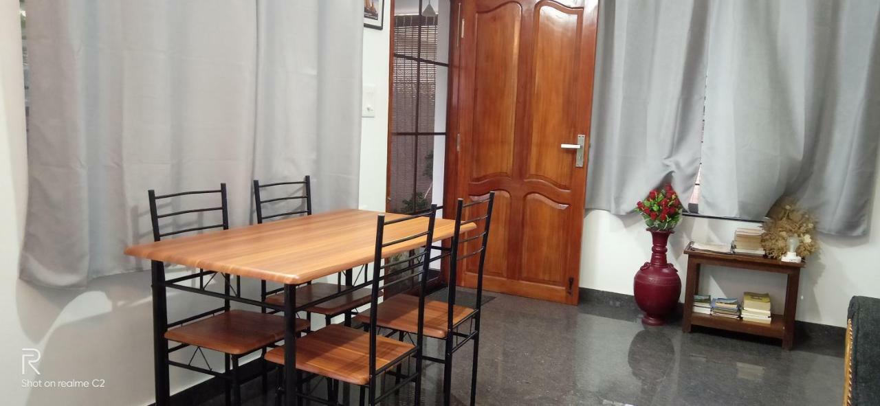 Hotel Bethel Residency à Kochi Extérieur photo