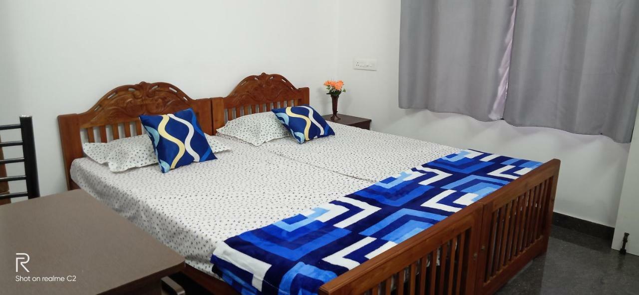 Hotel Bethel Residency à Kochi Extérieur photo